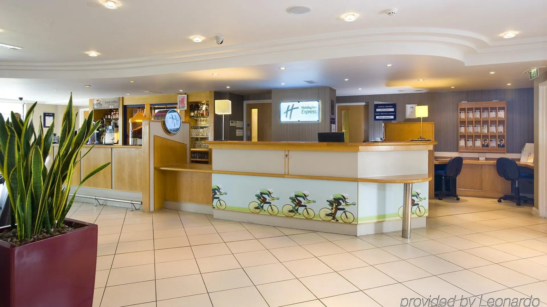 Holiday Inn Express London Luton Airport By Ihg 3*, Luton (Bedfordshire) United Kingdom