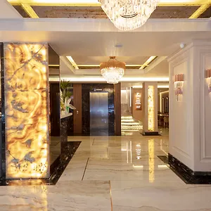 Danis Hotel