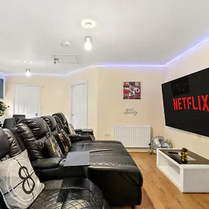  Apartment Lt Properties: Unique Bungalow-style In Luton Centre