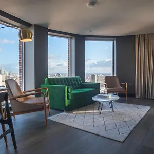 The Gate 4*, Лондон Великобритания